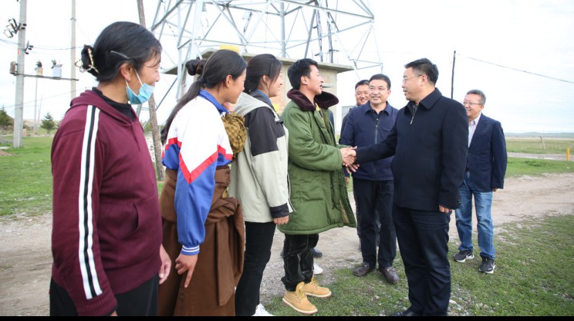 6��7����8�գ��°�ʤ���߹������ŵ�ί��ǡ����³�л���棬��ί����ǡ�������ϯ�¼ҳɣ���ί��ί����ί��ǡ����רԱ����ʤ�������ܼ��־��һ�У�����Կڰ���������ز������������忪չ��Թذ��ж���ο��ǰ��л