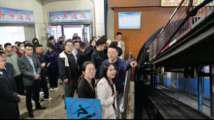 �°�ʤ���߹���������֯����ְ�����ܻ��ɷݹ�˾�����ֳ���Ħѧϰ