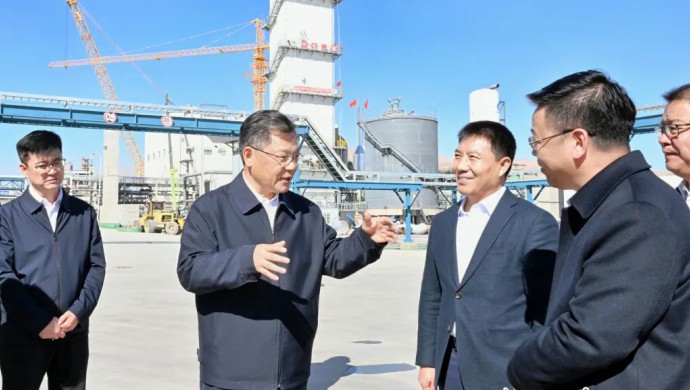 ������ڽ������Ҵ�е��й�ҵ���ø�������������